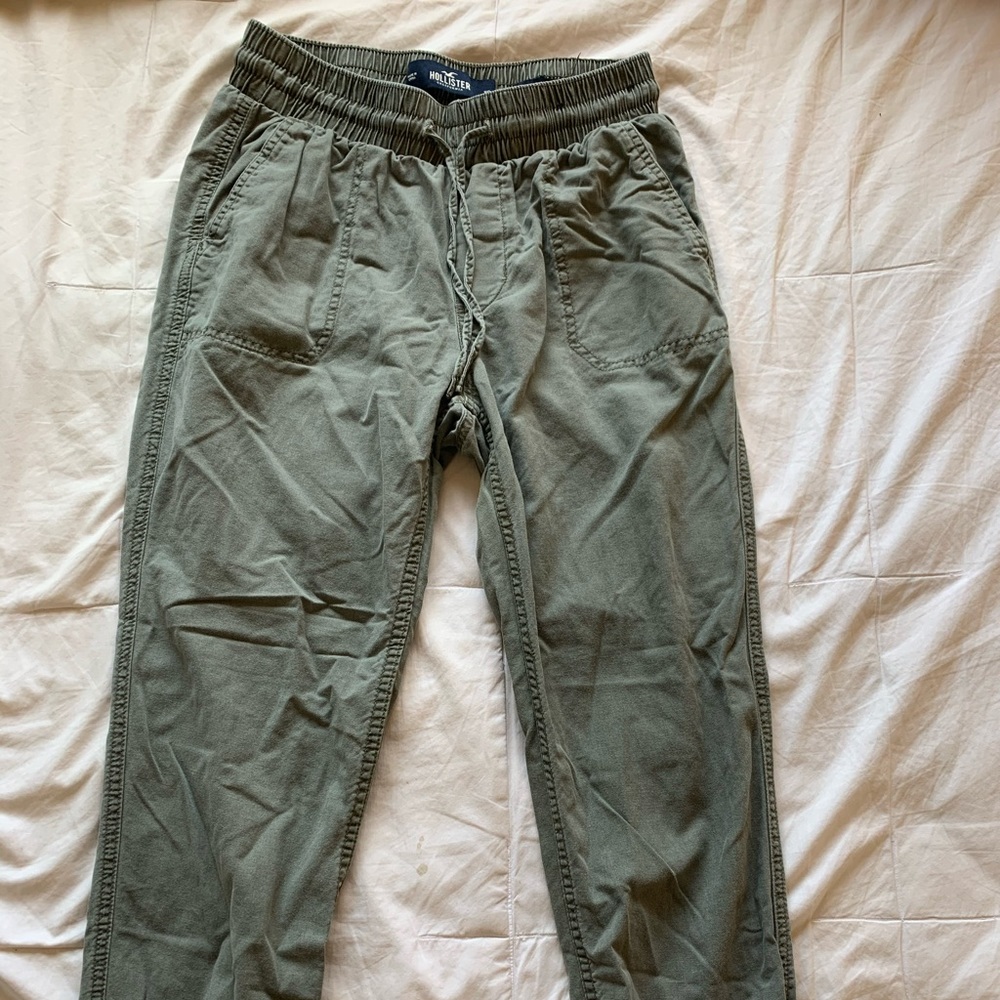 Hollister High Rise Army Joggers